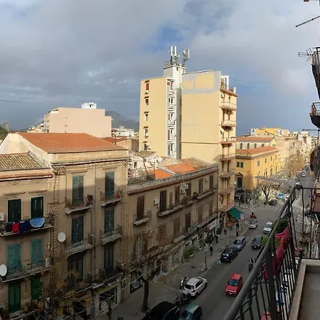 Palermo City Room Apartman