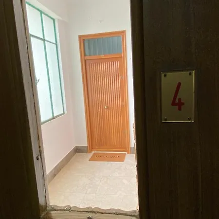 Palermo City Room Apartman *