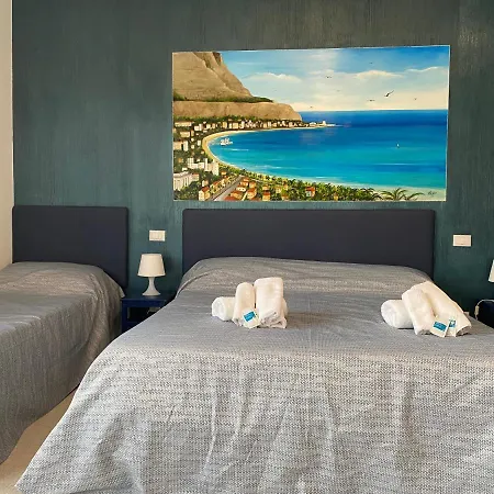 Palermo City Room *
